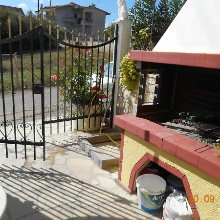 Apartment Melios Petalidi