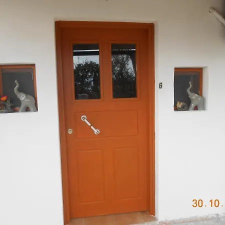Melios * Petalidi