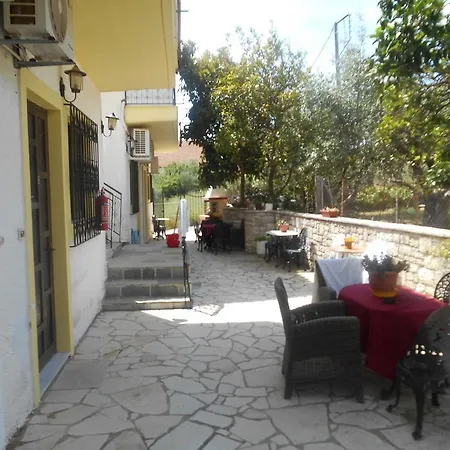 Melios Apartment Petalidi
