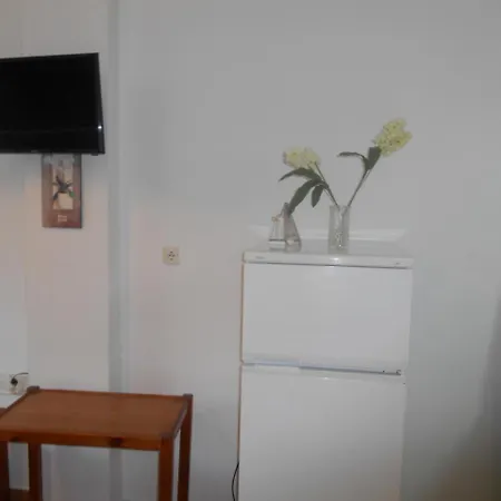 Melios Apartment *